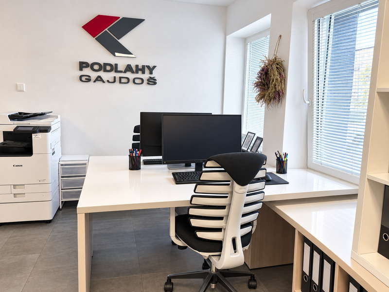 Administrativní pracovnice